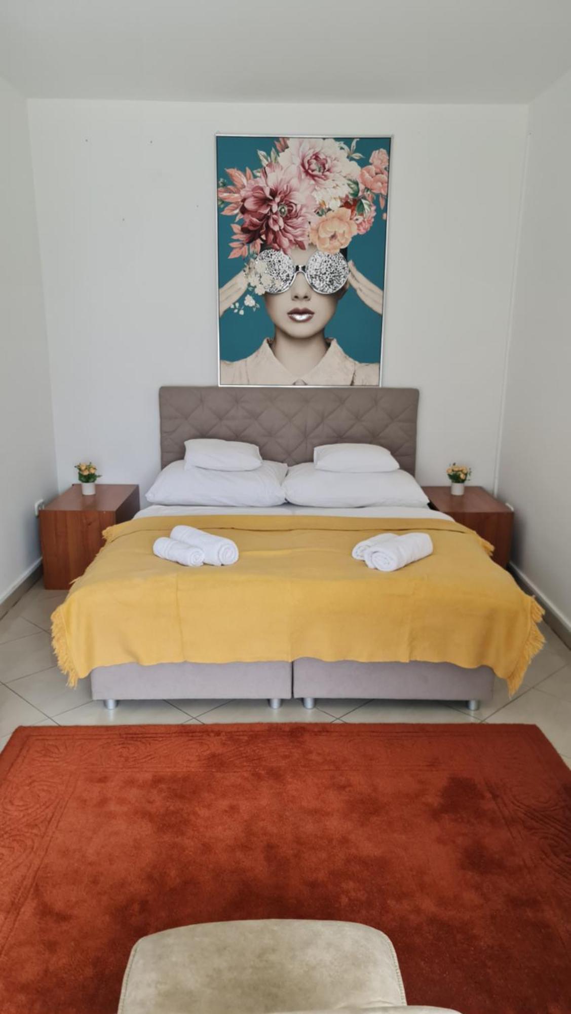 Tulipan Apartman Szeged Exteriör bild