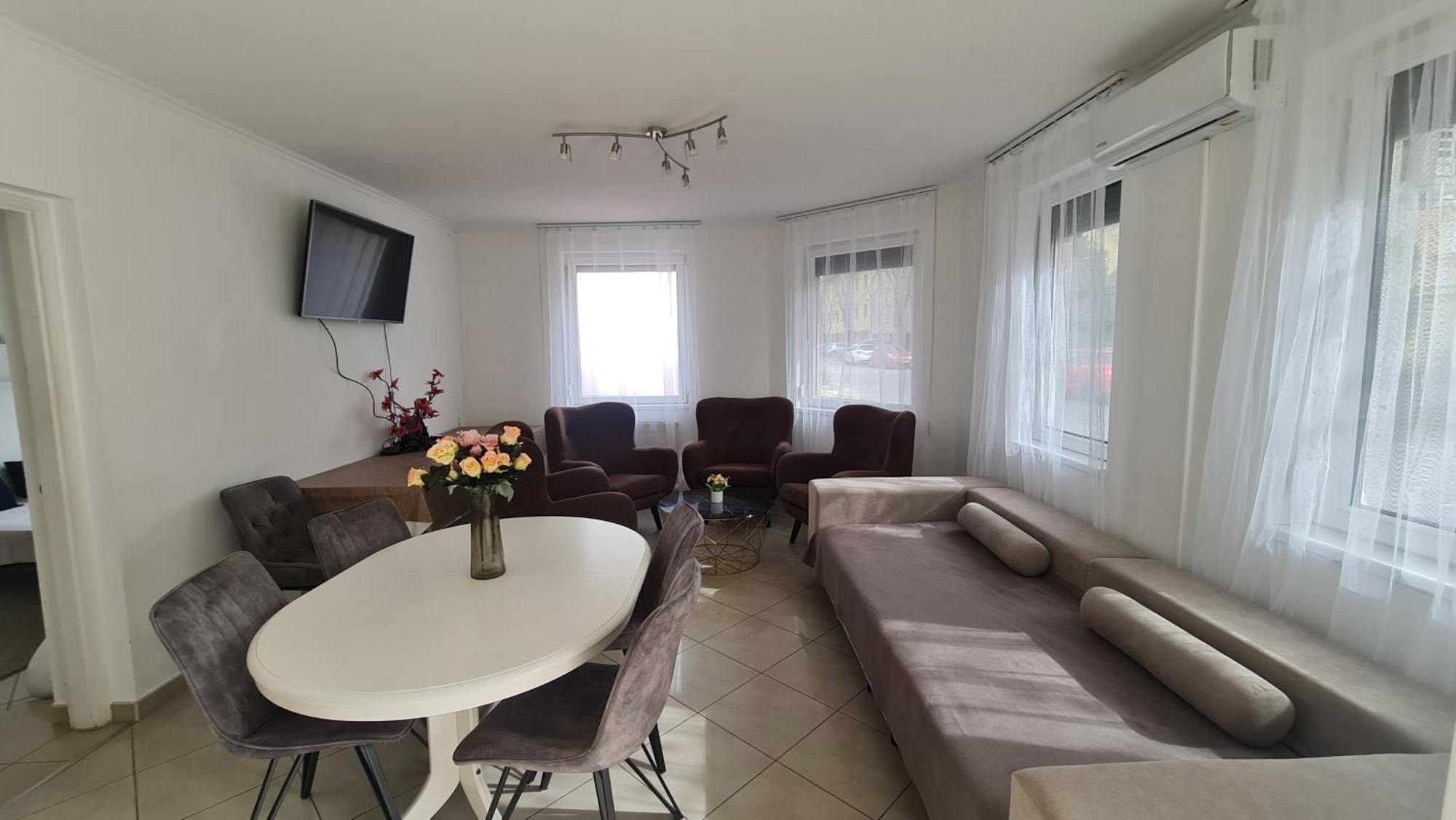 Tulipan Apartman Szeged Exteriör bild