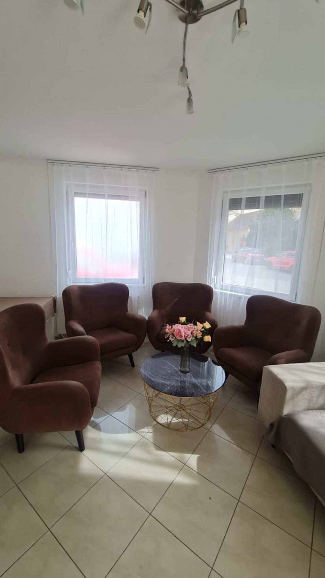 Tulipan Apartman Szeged Exteriör bild